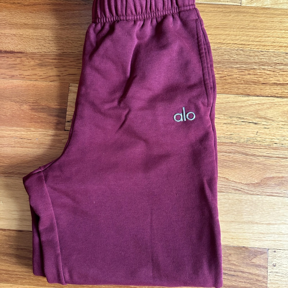 Alo Yoga Accolade Sweatpants Small